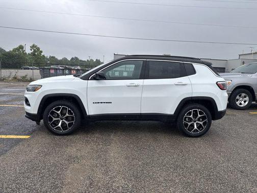 Bright White Clearcoat 2025 Jeep Compass Limited