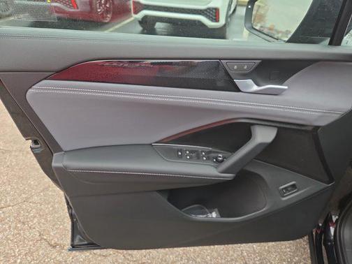 2026 Volkswagen Tiguan 2.0T SE R-Line Black 4MOTION