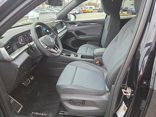 2026 Volkswagen Tiguan 2.0T SE R-Line Black 4MOTION