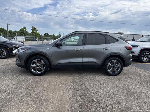 '' 2025 Ford Escape ST-Line Select