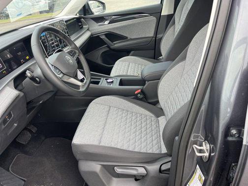 2025 Volkswagen Tiguan 2.0T S