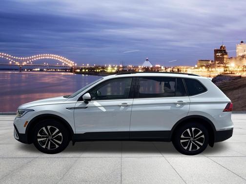 'WHITE' 2024 Volkswagen Tiguan 2.0T S