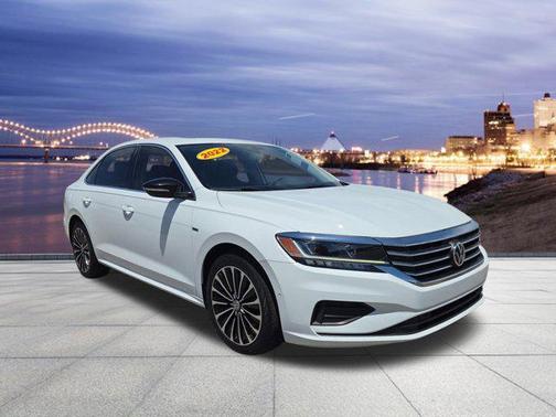 'WHITE' 2022 Volkswagen Passat 2.0T Limited Edition