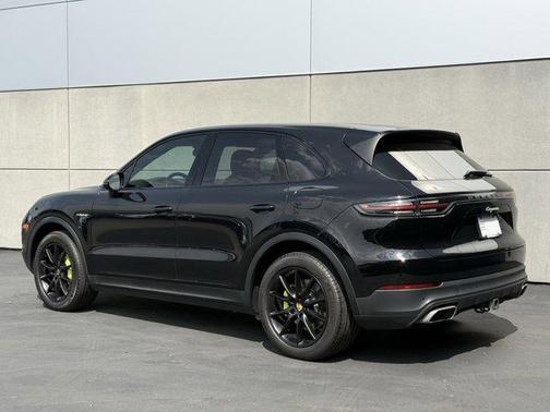 2020 Porsche Cayenne E-Hybrid S