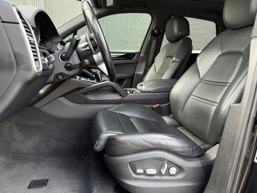 2020 Porsche Cayenne E-Hybrid S