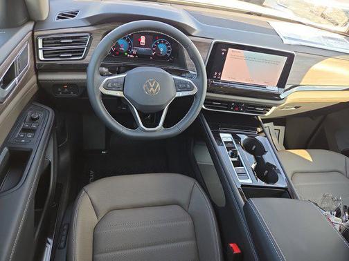 2026 Volkswagen Atlas 2.0T SEL