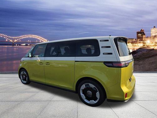 2025 Volkswagen ID. Buzz Pro S Plus with 4MOTION