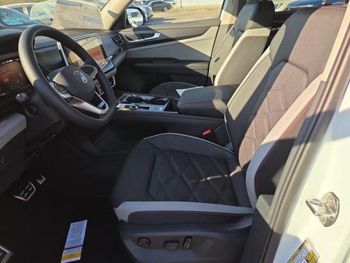 2026 Volkswagen Atlas Peak Edition