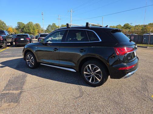 2023 Audi Q5 45 S line Premium Plus