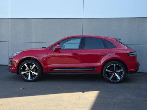 2024 Porsche Macan AWD