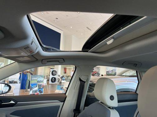2025 Volkswagen Jetta 1.5T SE