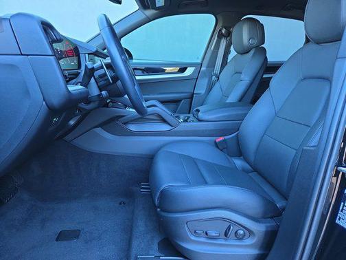 2024 Porsche Cayenne Cayenne