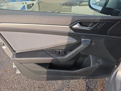 2026 Volkswagen Jetta 1.4T SE