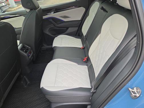 2026 Volkswagen Tiguan 2.0T SEL R-Line 4MOTION