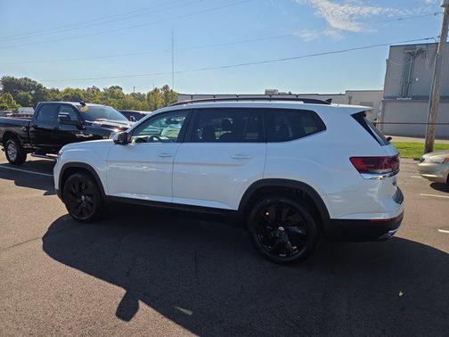 2026 Volkswagen Atlas 2.0T SE w/Technology 4MOTION