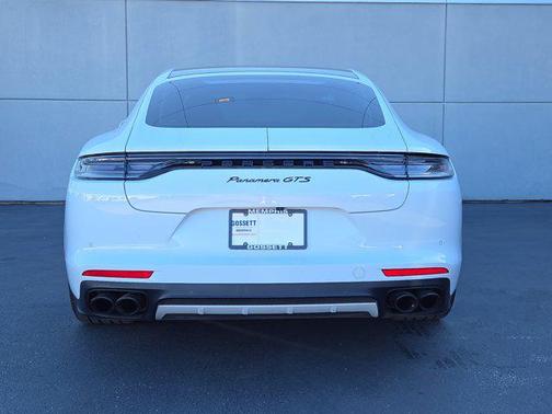 2023 Porsche Panamera GTS