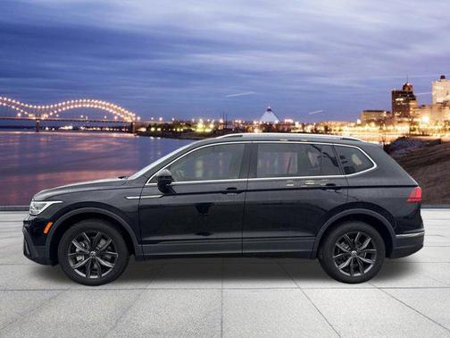 '' 2023 Volkswagen Tiguan 2.0T SE