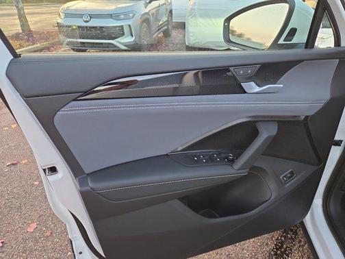 2026 Volkswagen Tiguan 2.0T SE 4MOTION