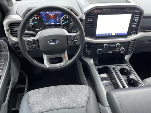 Photo 5 of 14 of 2021 Ford F-150 XLT