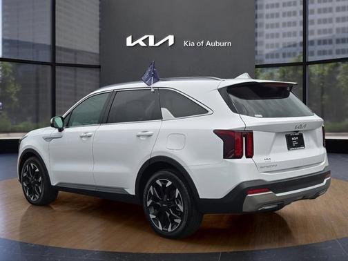 2025 Kia Sorento EX FWD