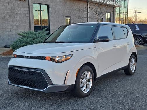 2024 Kia Soul S IVT
