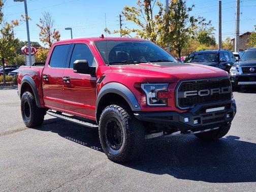 Photo 4 of 28 of 2020 Ford F-150 Raptor