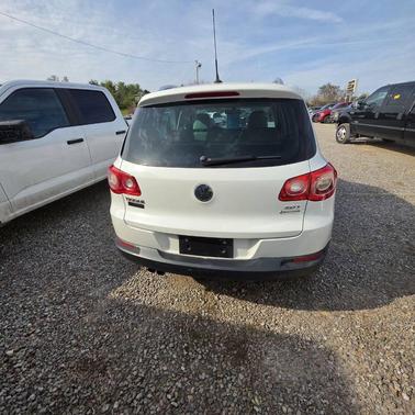 2011 Volkswagen Tiguan SEL