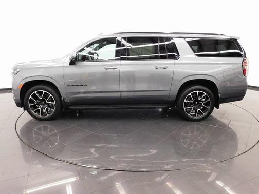 2021 Chevrolet Suburban RST