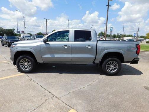 2025 Chevrolet Colorado LT