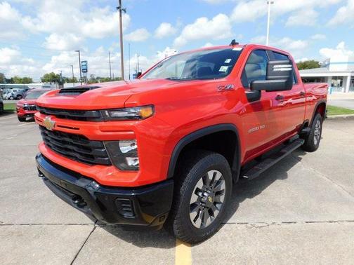 2025 Chevrolet Silverado 2500 Custom