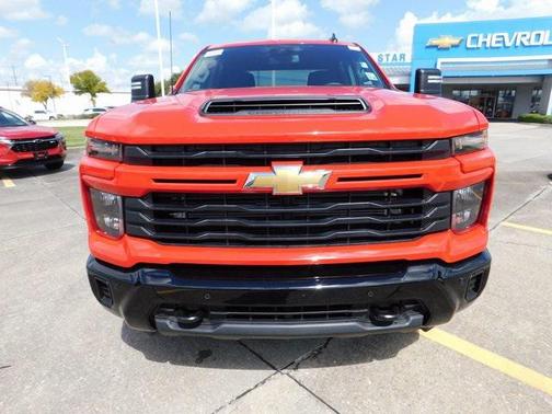2025 Chevrolet Silverado 2500 Custom
