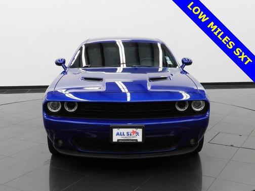 2022 Dodge Challenger SXT