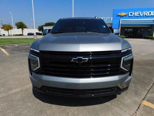 2025 Chevrolet Suburban RST