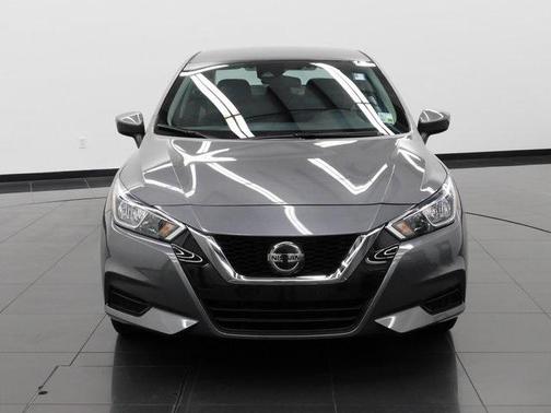 2022 Nissan Versa 1.6 SV