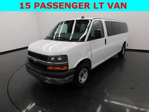 2016 Chevrolet Express 3500 LT