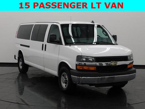 2016 Chevrolet Express 3500 LT
