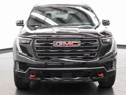 2025 GMC Acadia AWD AT4