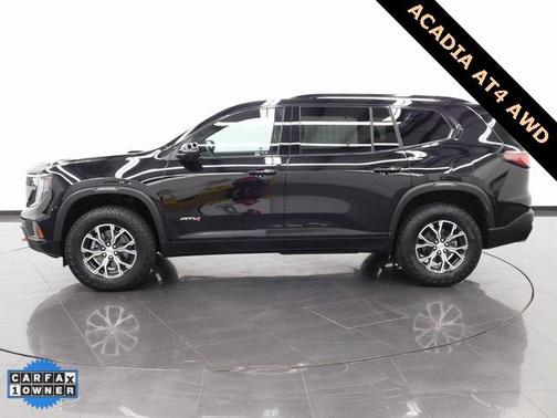 2025 GMC Acadia AWD AT4