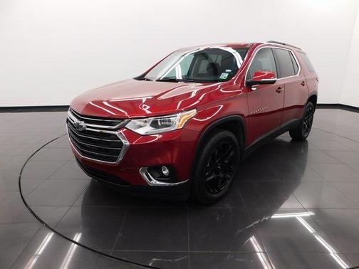 2021 Chevrolet Traverse LT Cloth