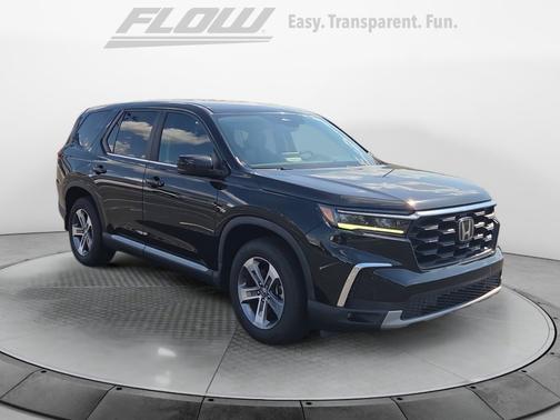 Crystal Black Pearl 2023 Honda Pilot