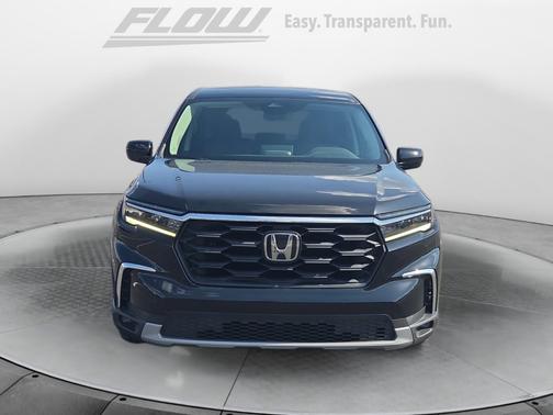 Crystal Black Pearl 2023 Honda Pilot