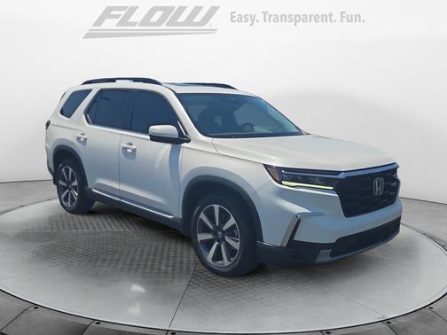 Platinum White Pearl 2025 Honda Pilot