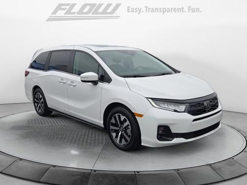 Platinum White Pearl 2026 Honda Odyssey