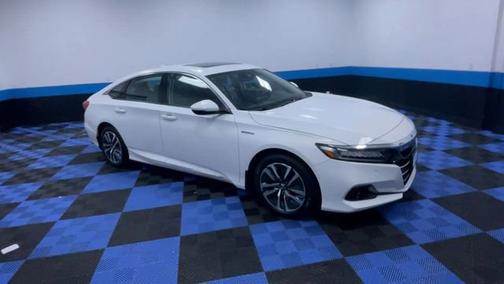Platinum White Pearl 2022 Honda Accord Hybrid