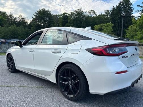 Platinum White Pearl 2024 Honda Civic