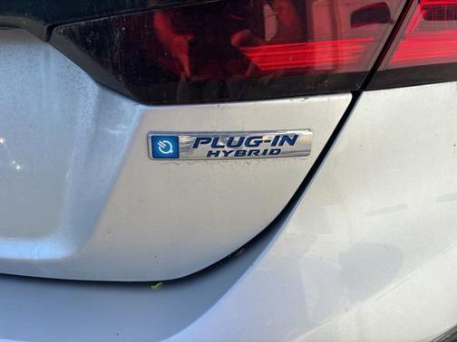Solar Silver Metallic 2018 Honda Clarity Plug-In Hybrid