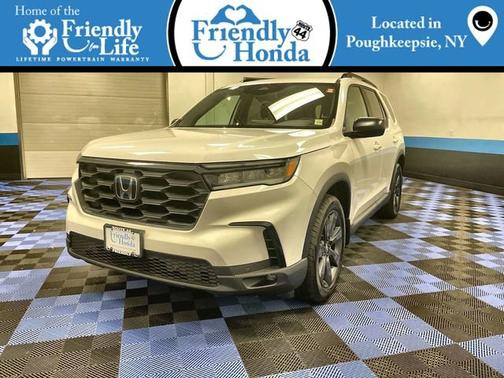 Platinum White Pearl 2025 Honda Pilot