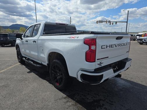 Summit White 2024 Chevrolet Silverado 1500 RST