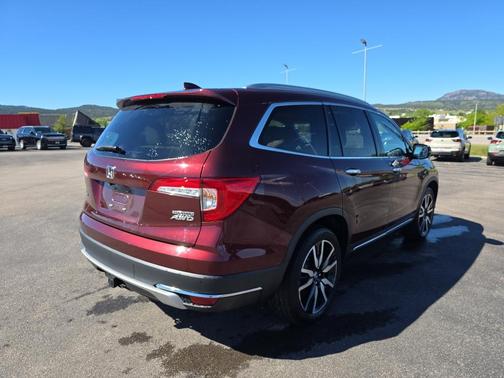 Deep Scarlet Pearl 2020 Honda Pilot Touring 8-Passenger
