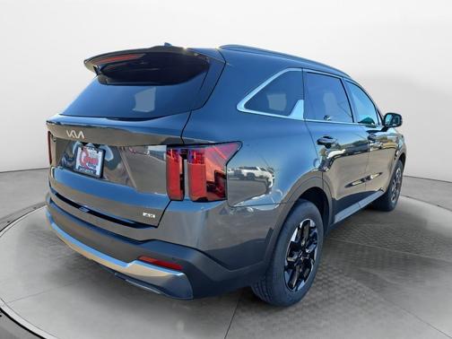 2024 Kia Sorento S